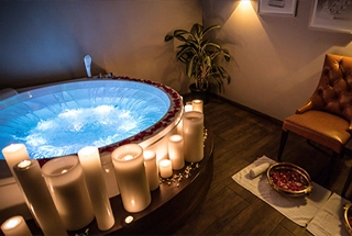 Spa with Jacuzzi